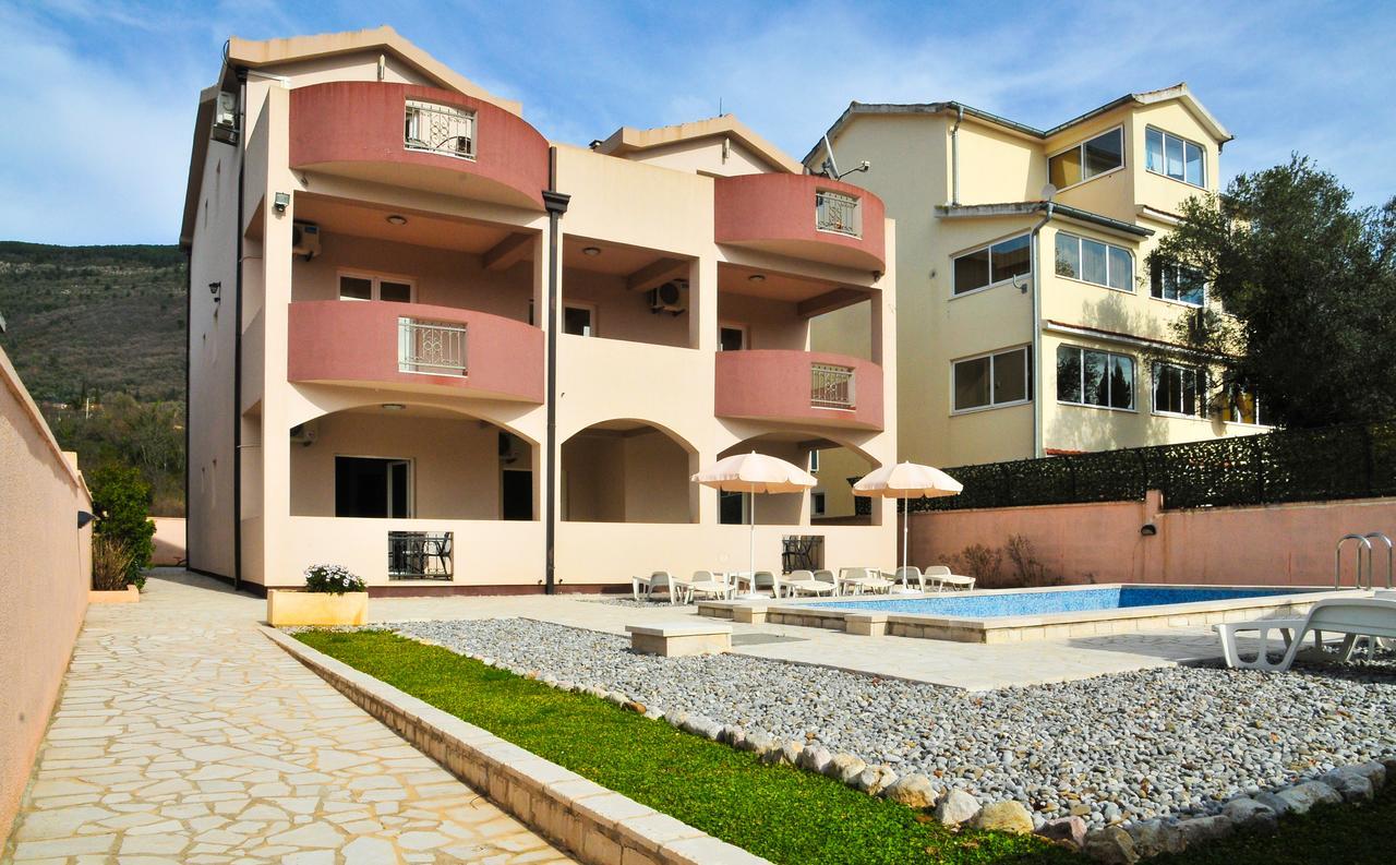 Apartmani Bulajic Tivat Exterior foto