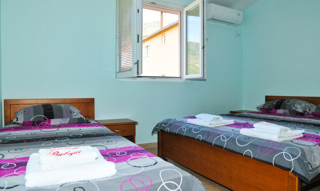 Apartmani Bulajic Tivat Exterior foto
